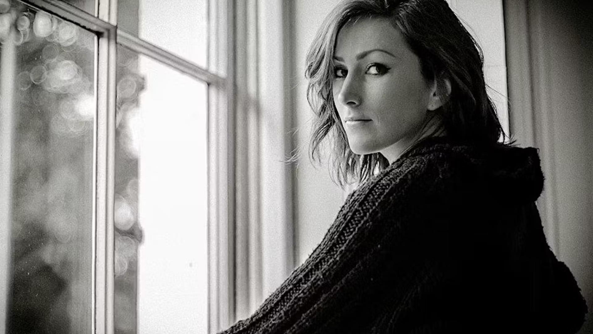 Live Music with Jo McNab at The Bath Townhouse