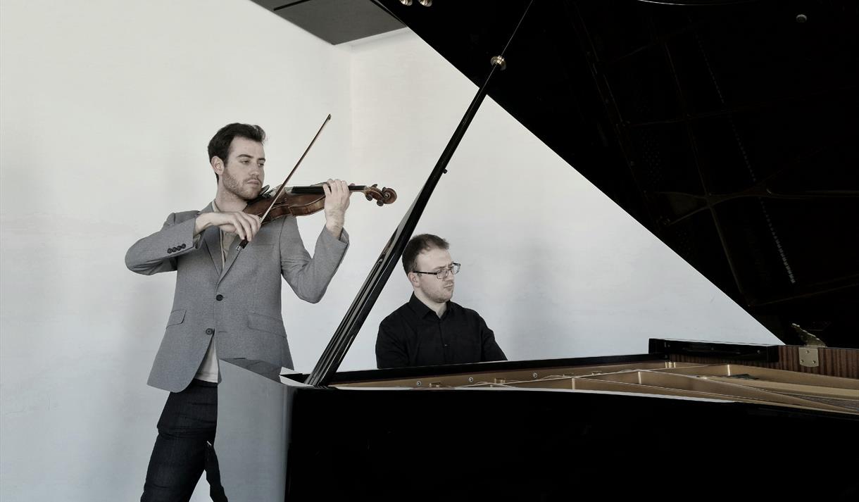 Patryk Frac & Miguel Suay – In Recital