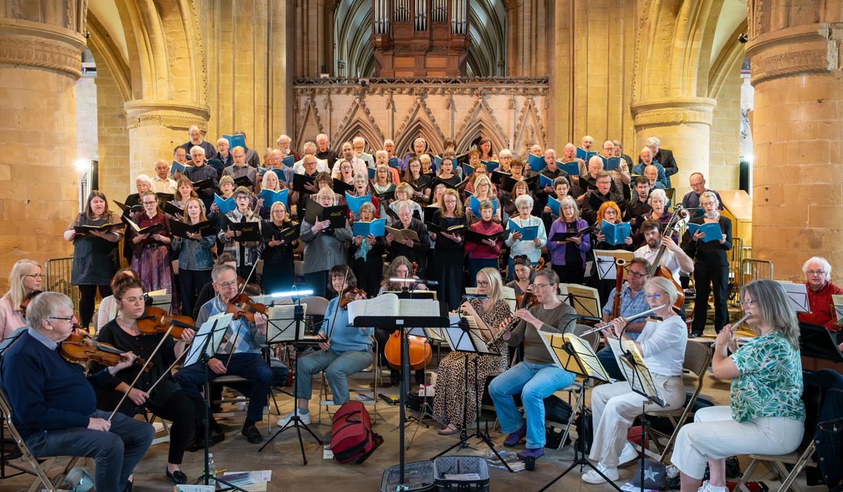 Bernstein: Chichester Psalms and Durufle: Requiem