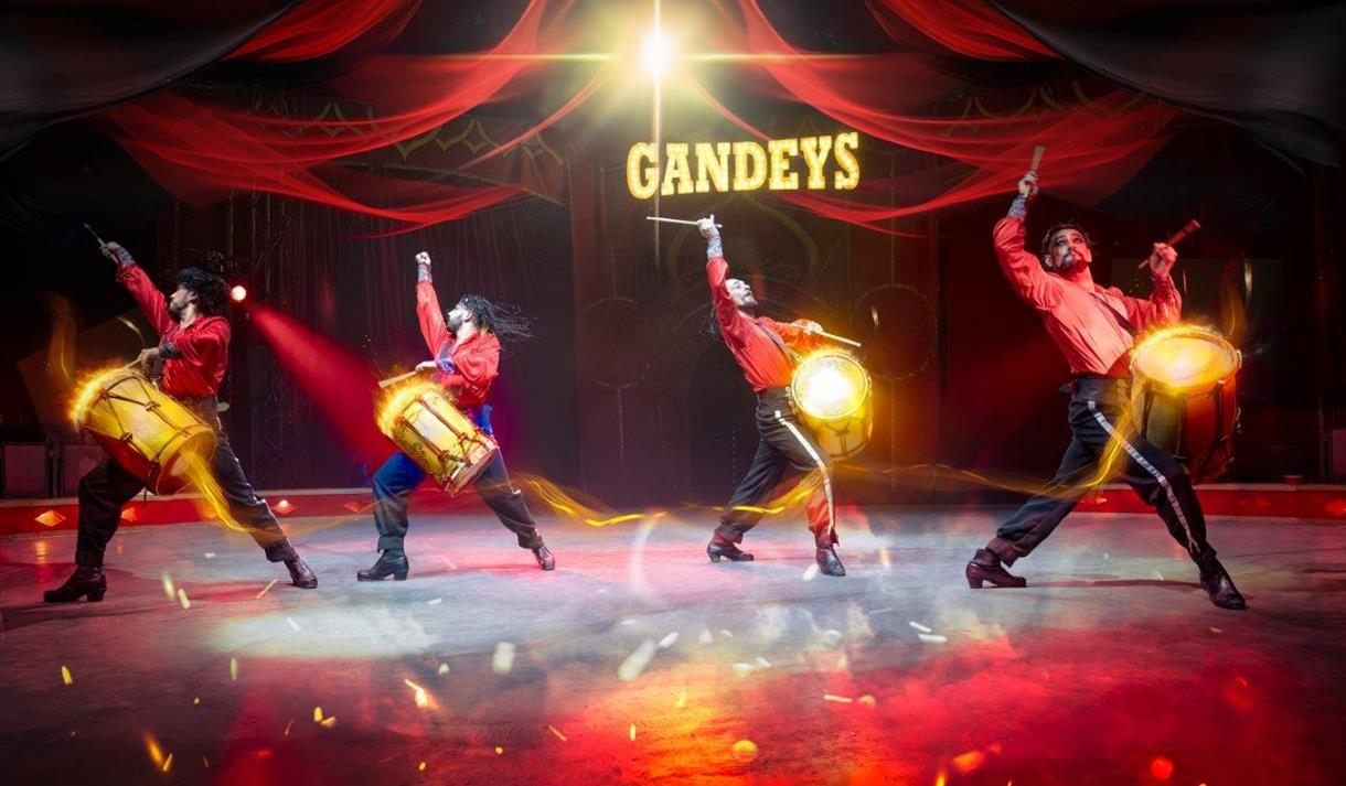 Gandeys Circus - Hollywood