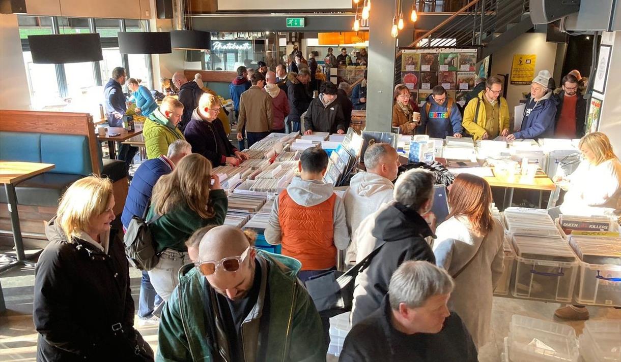 Record Fair at Saltbox Bar