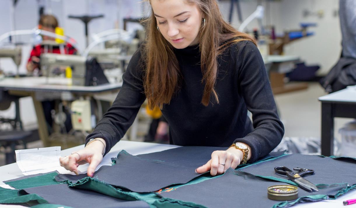 Sewing Techniques: Methods for Professional Finishes