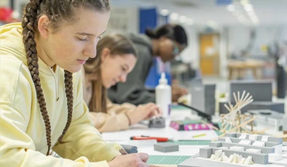 Summer School for 15 - 17 Year Olds - Nottingham Trent University