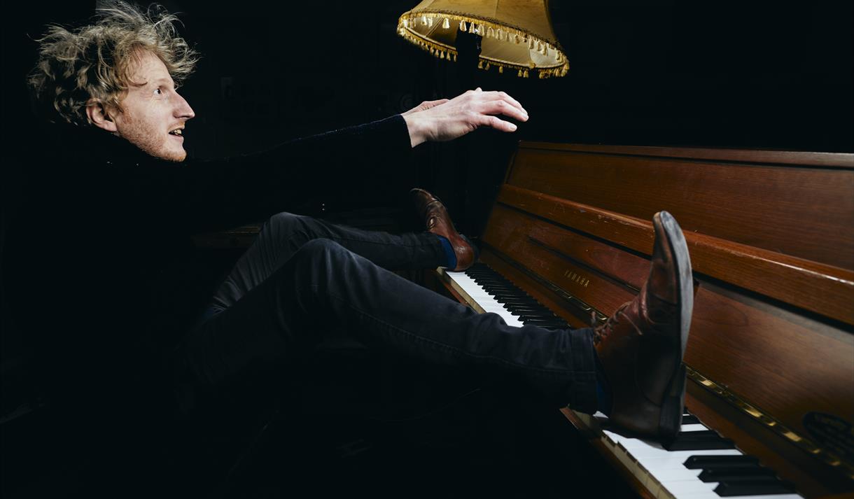 DO NOT PLAY THIS PIANO Written and performed by Will Pickvance