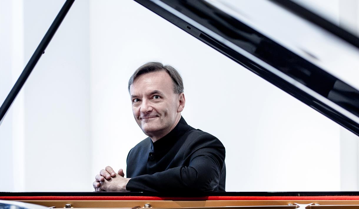 Sir Stephen Hough