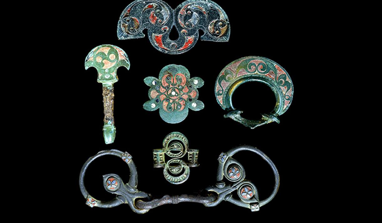 Talk: Vibrant Vestiges of Vehicles – The Power of Ponies in Iron Age Britain