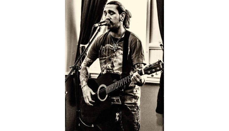 FREE Live Music Night, New Years Eve
