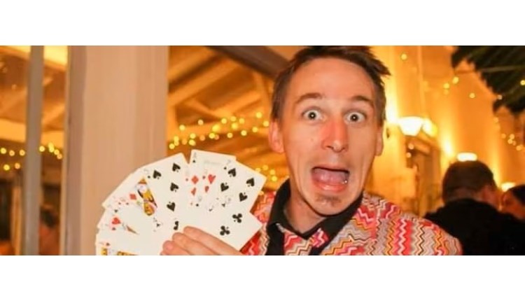 Family Supper with Magical Entertainment