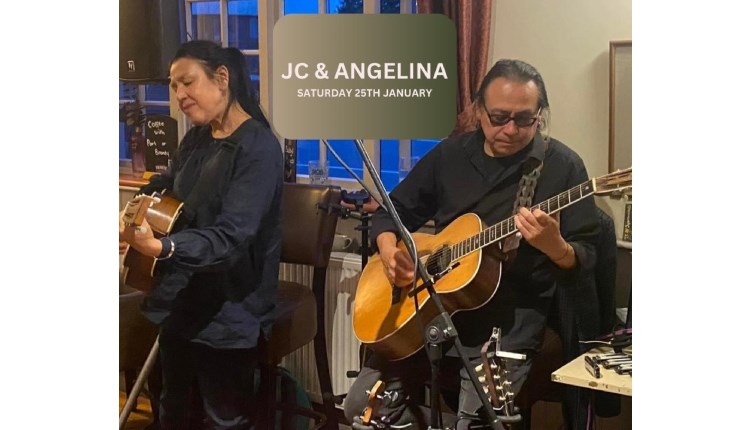 JC & ANGELINA PLAYING AT THE PORTLAND
