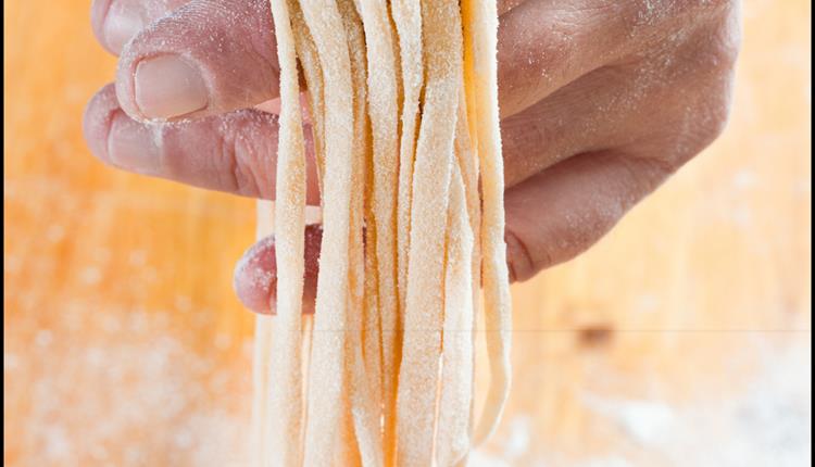8+ Holiday Club - Spaghetti & Muffins