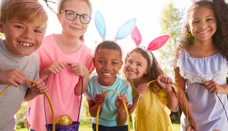 Easter Egg Hunt at Cepen Park Brewers Fayre