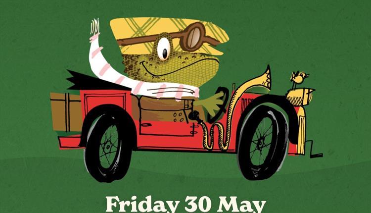 Outdoor Theatre: Wind and the Willows at Lacock Abbey